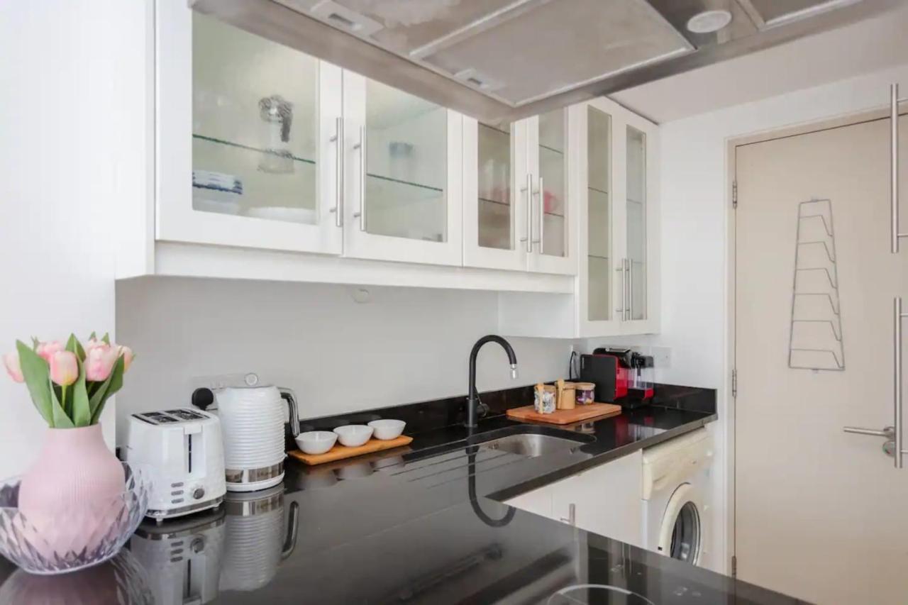 Stylish 1 Bedroom Apartment Near Northcote Road Londen Buitenkant foto